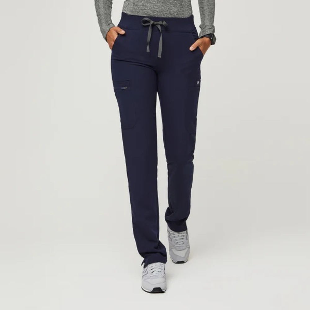 Figs Yola Navy Pants in XXS